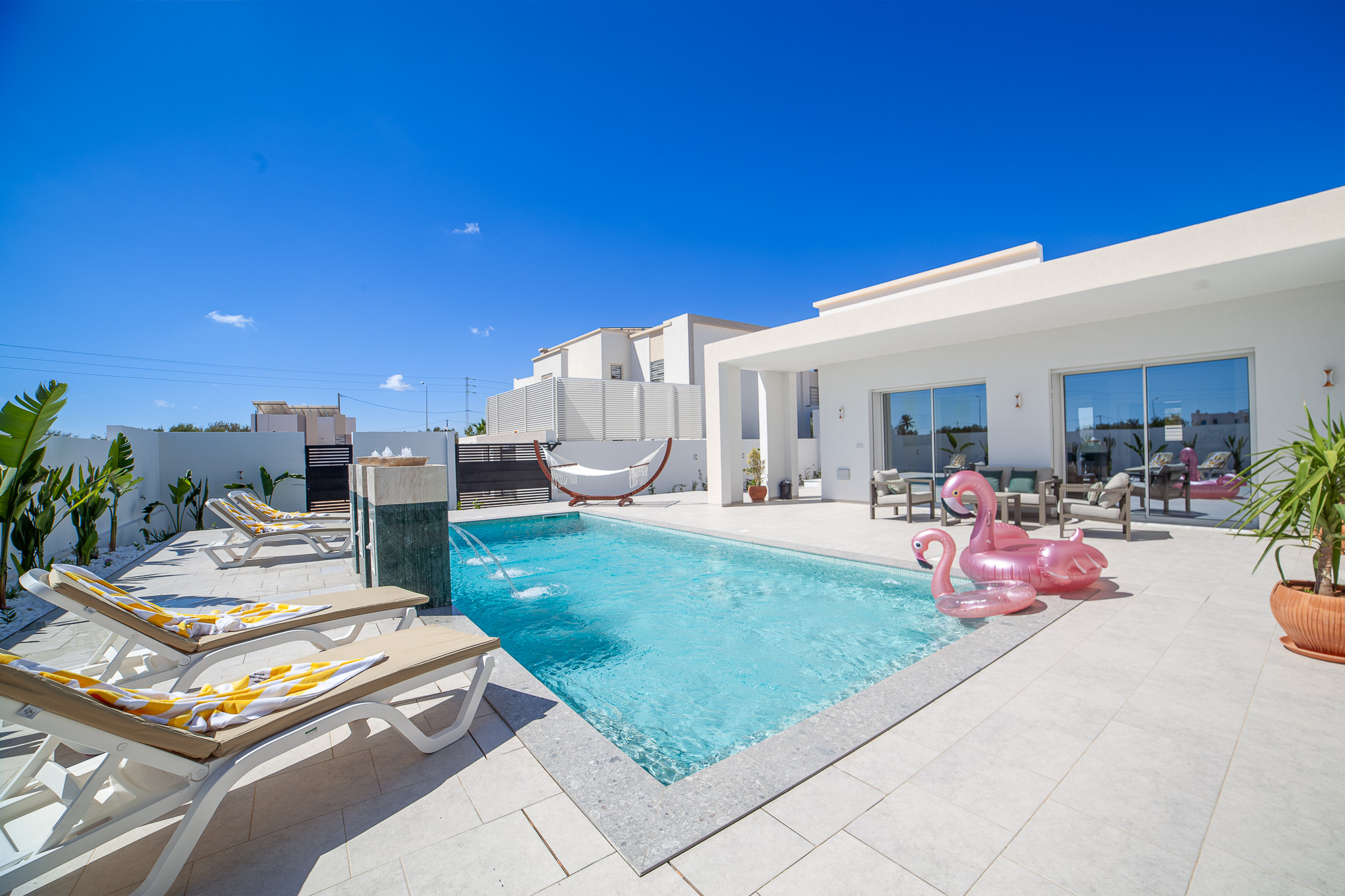 Dar al-Majd villa exterior